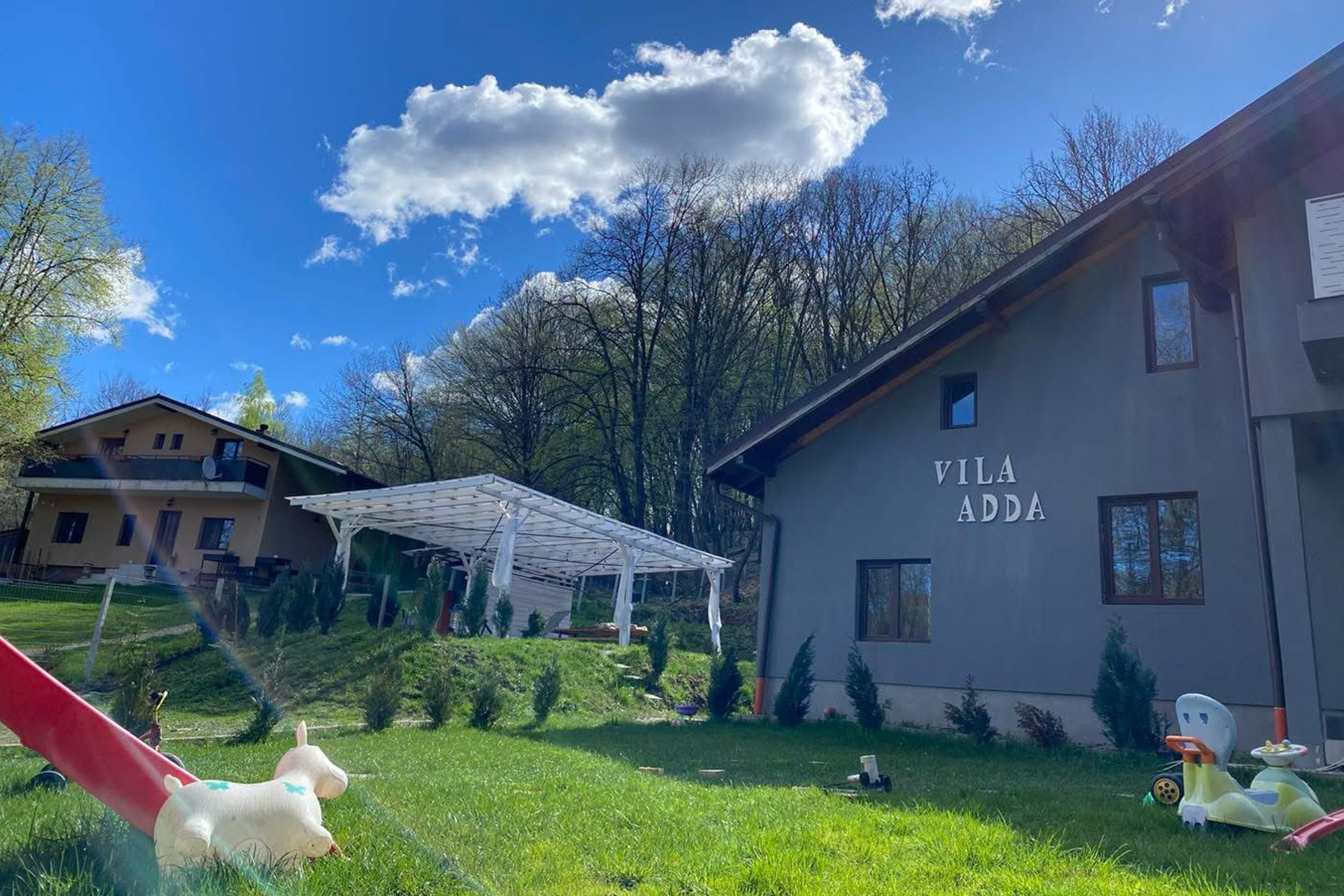 CABANA ADDA FLOREŞTI